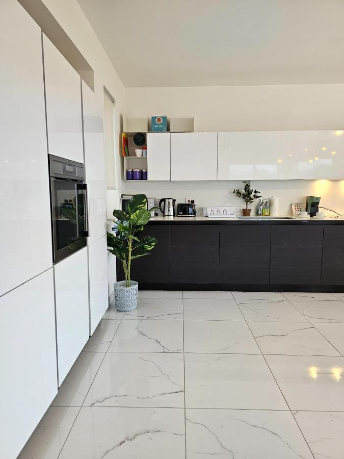 Апартаменты Mive Luxury Sea View Penthouse Gzira Экстерьер фото