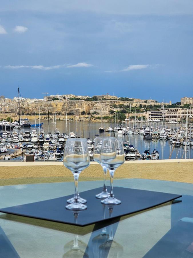 Апартаменты Mive Luxury Sea View Penthouse Gzira Экстерьер фото