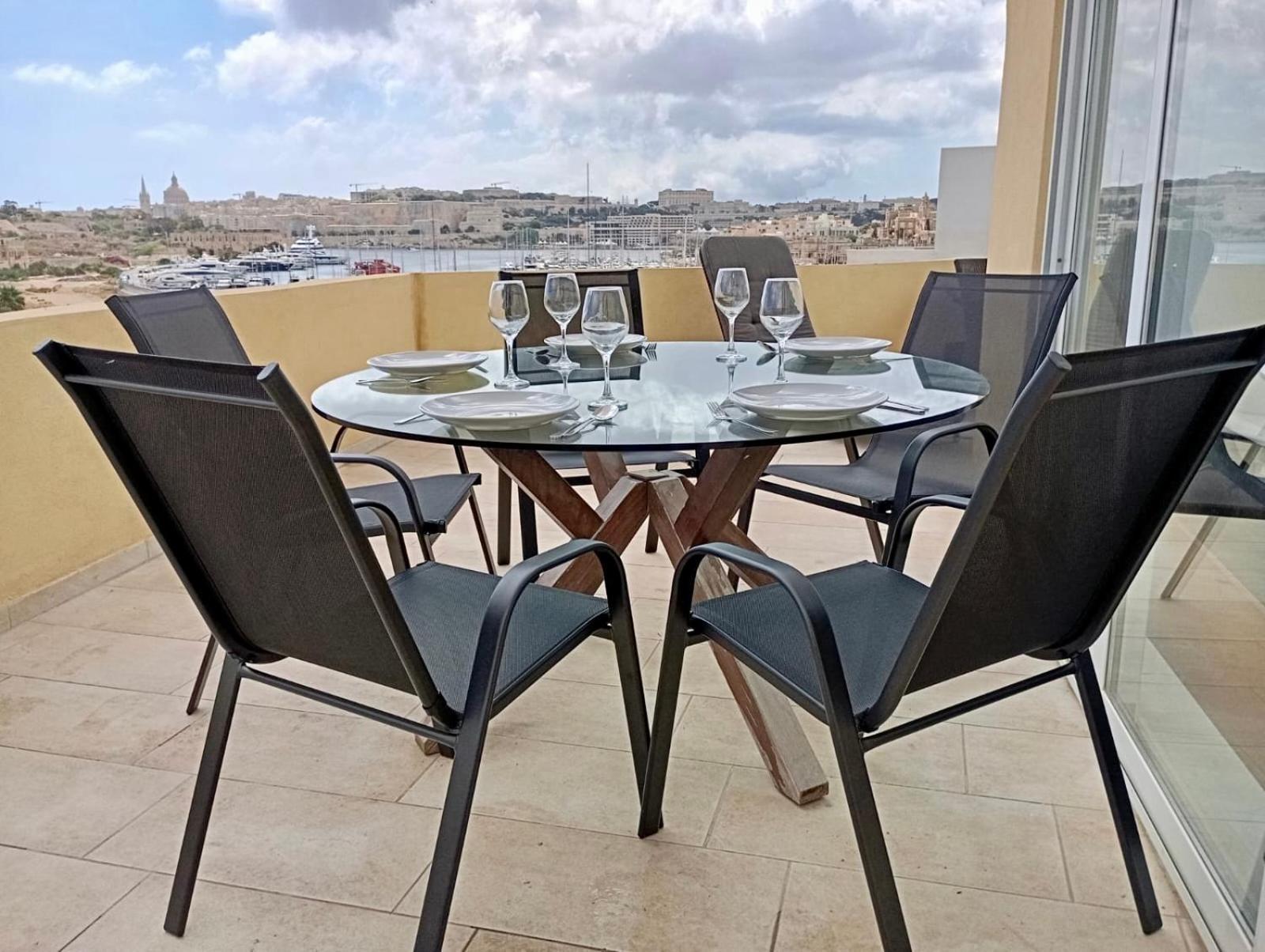 Апартаменты Mive Luxury Sea View Penthouse Gzira Экстерьер фото